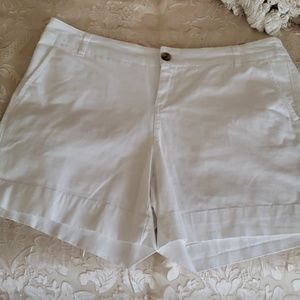 NWOT, DOCKERS Shorts, Size 10